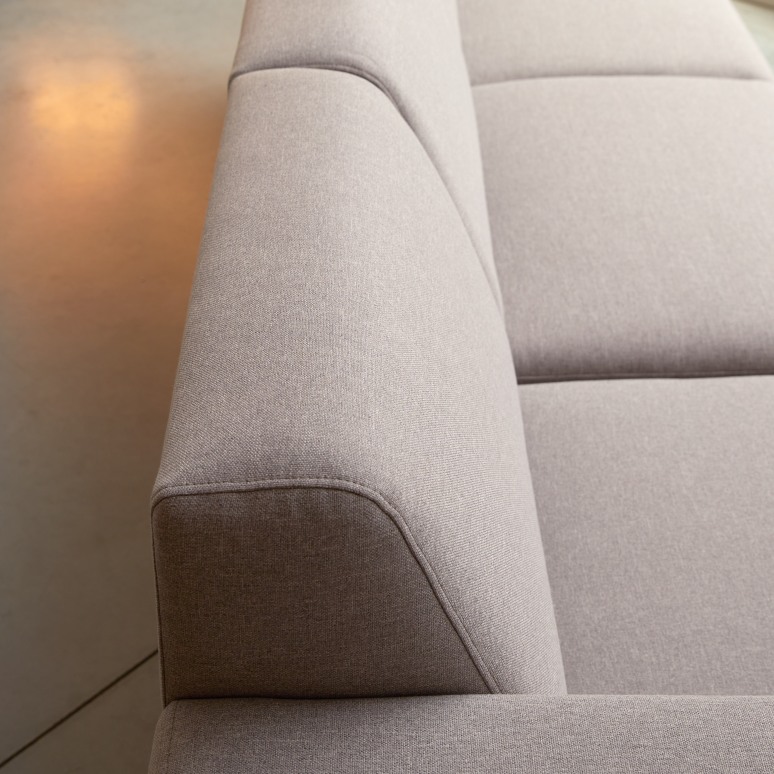 Lars - Divano con angolo a sinistra in tessuto grigio 300 x 150 cm, 5 posti