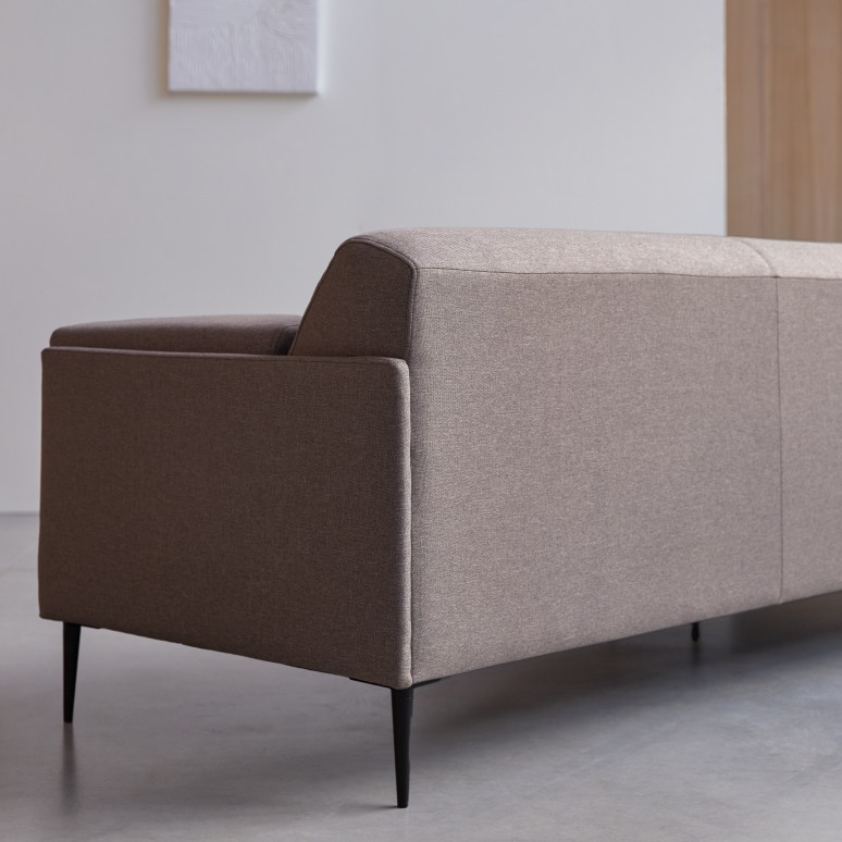 Finn - Divano angolare con chaise-longue a sinistra in tessuto grigio tortora 270 x 180 cm, 4 posti