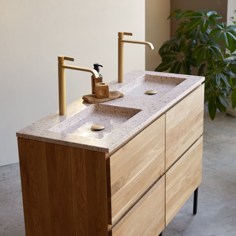 Nova - Mueble de baño de roble macizo y terrazo premium rosa de 120 cm