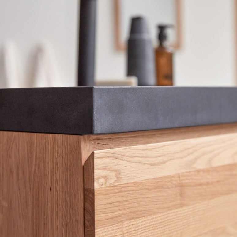 Nova - Mueble de baño de roble macizo y piedra de lava de 80 cm