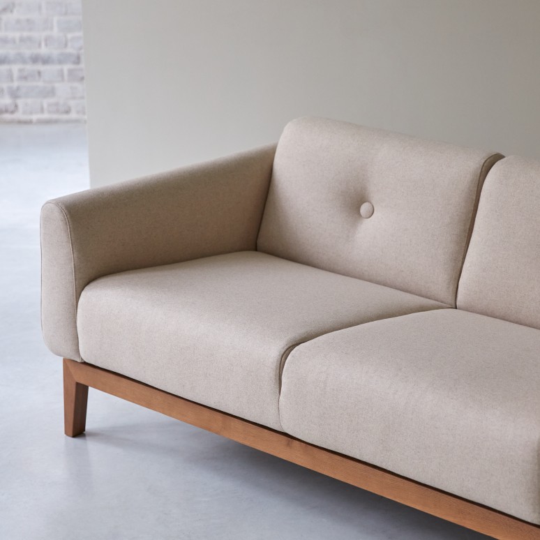 Bjorn - 2-Sitzer-Sofa mit massivem Eichenholzgestell und Ecru-Wolle Stoffbezug