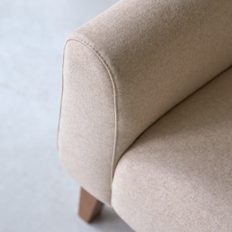 Bjorn - Solid oak and ecru wool 2-seater sofa