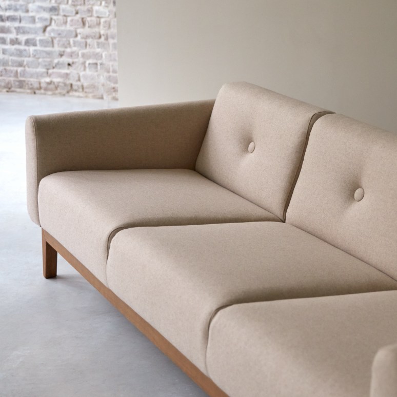 Bjorn - Solid oak and ecru wool 3-seater sofa