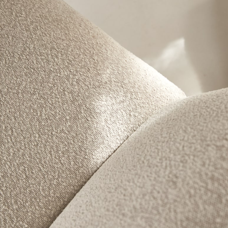 Folk - Sillón de mindi macizo y tela color crudo