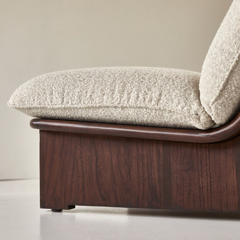 Folk - Fauteuil in massief mindihout en ecru stof