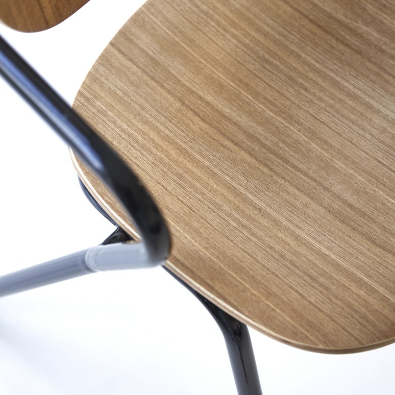 Ada - Sedia in metallo e frassino