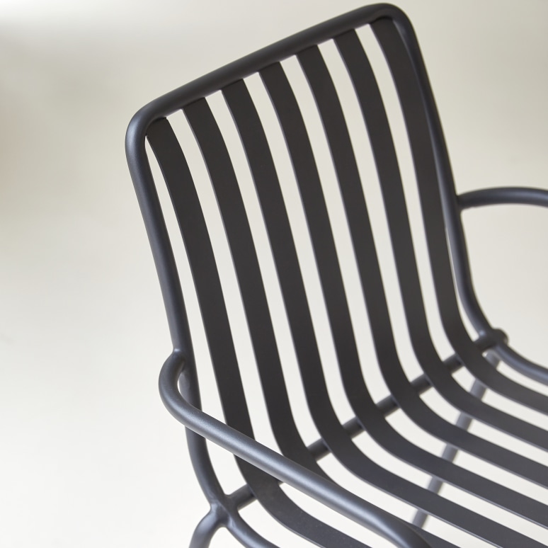 Gaby - Black metal carver chair