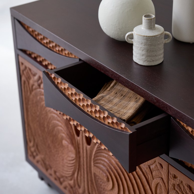 Frida - Buffet in legno di mogano massello 180 cm