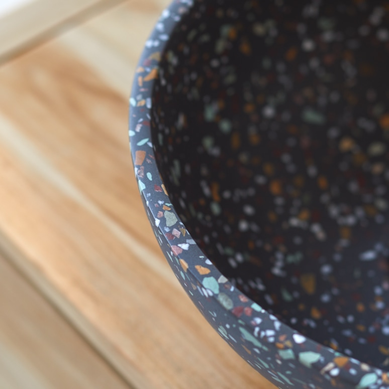 Micha - Round confetti terrazzo basin