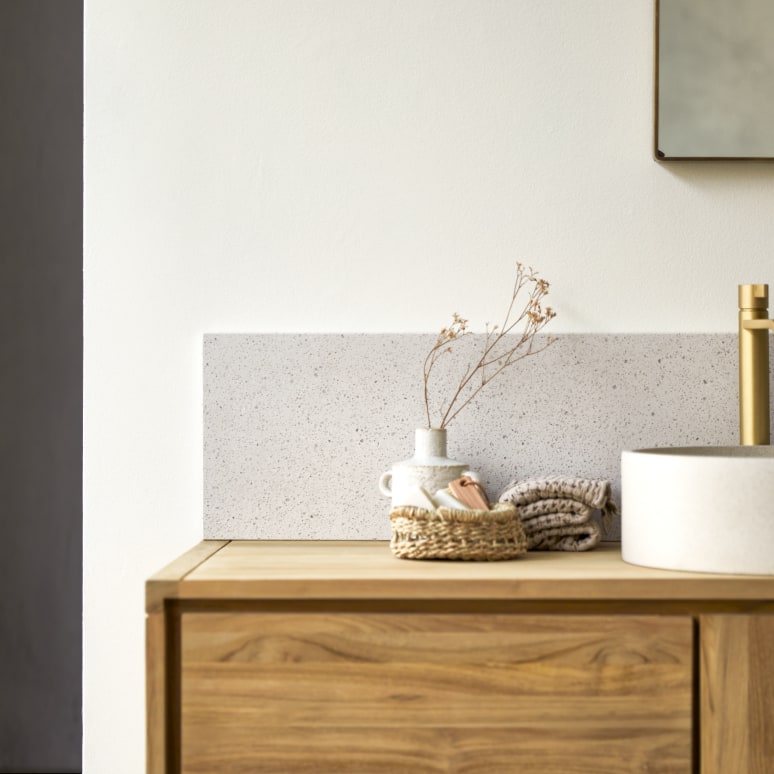 Ava - Backsplash in White Premium Terrazzo for 32" Vanity