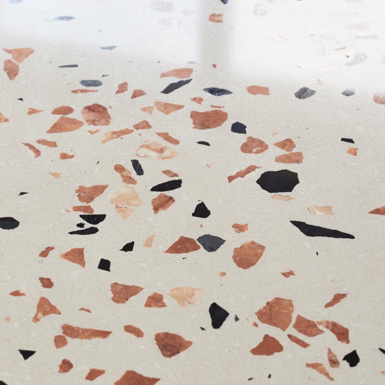 Ava - Crédence en terrazzo premium brown 80 cm