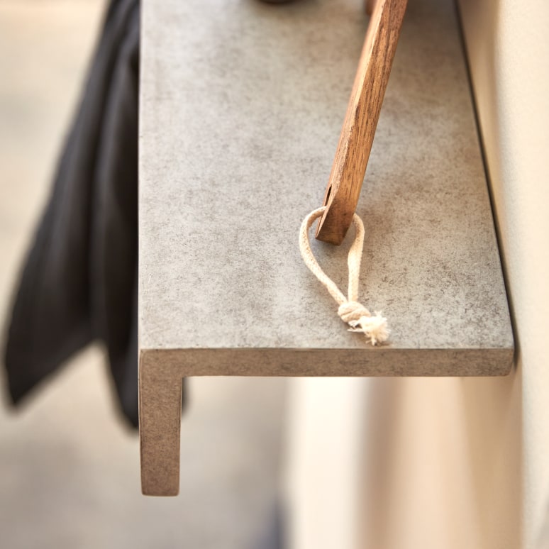 Clea - Wall-mounted grey concrete towel rail 