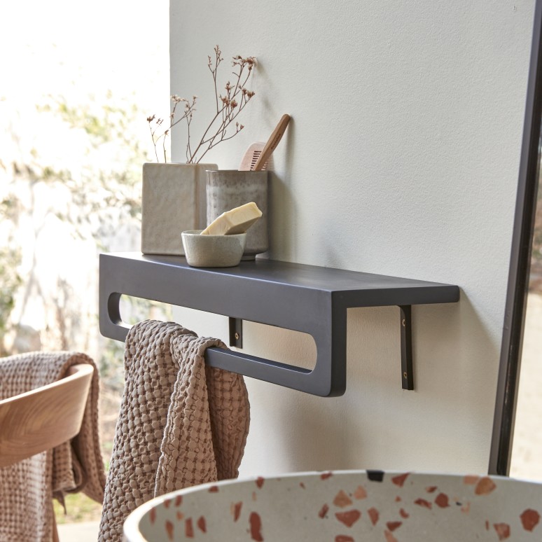 Clea - Wall mounted towel rail in black terrazzo