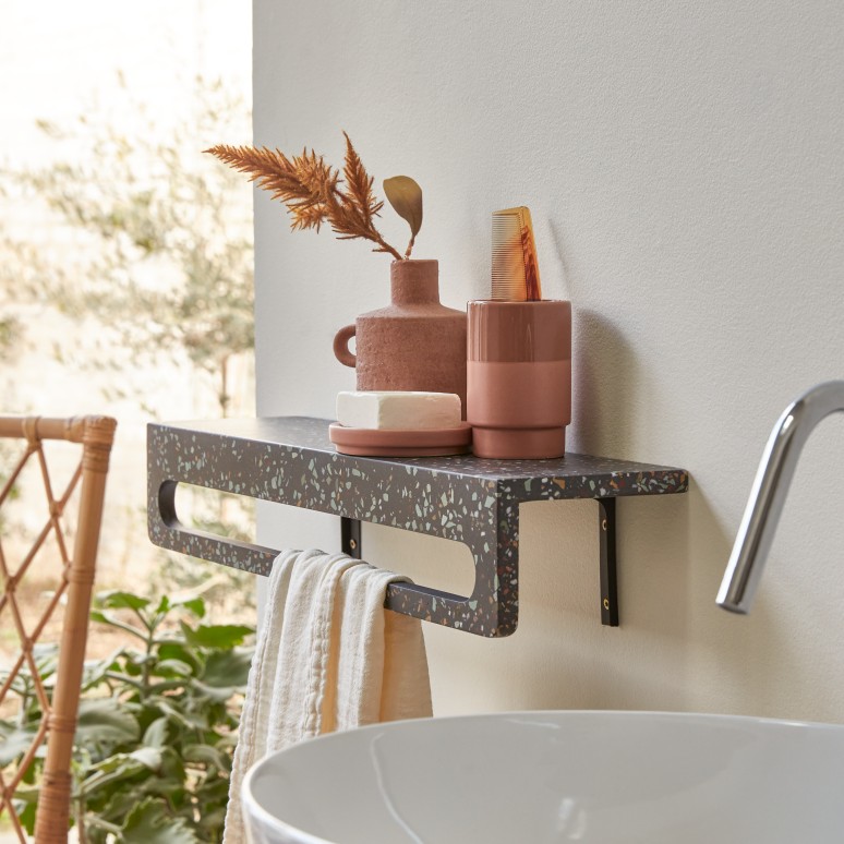 Clea - Wall mounted towel rail in confetti terrazzo