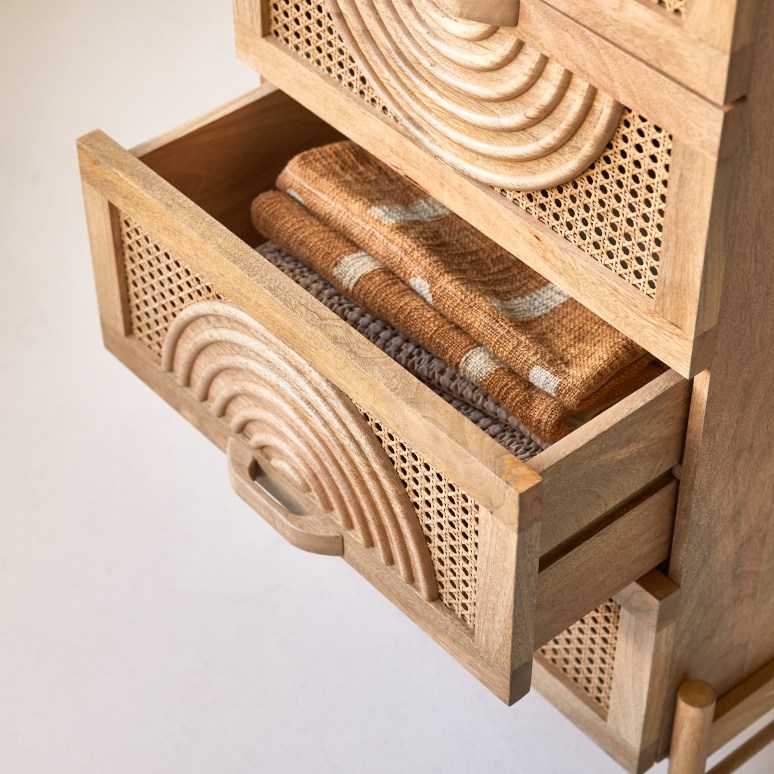 Sina - Flurkommode aus Massiv-Mangoholz und Rattan