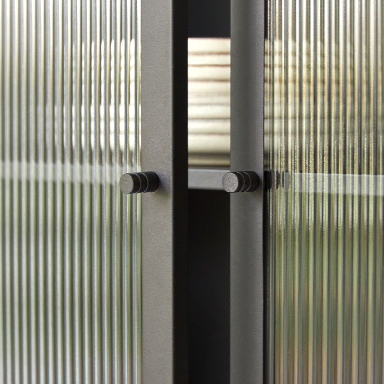 Annet - Metalen kast