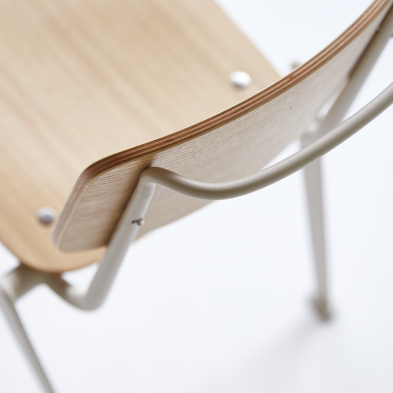 Mio - Chaise en frêne et métal cream