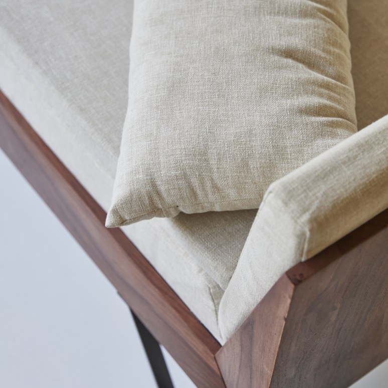 Metric - Sofa aus massivem Palisanderholz und Stoff, 2-Sitzer