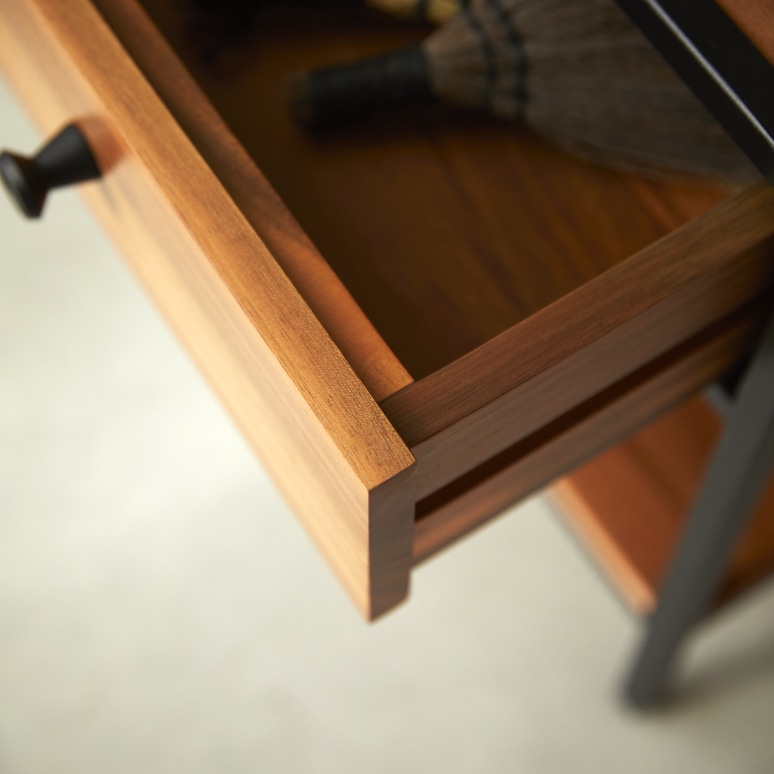 Agra - Comodino in legno di acacia massello e metallo