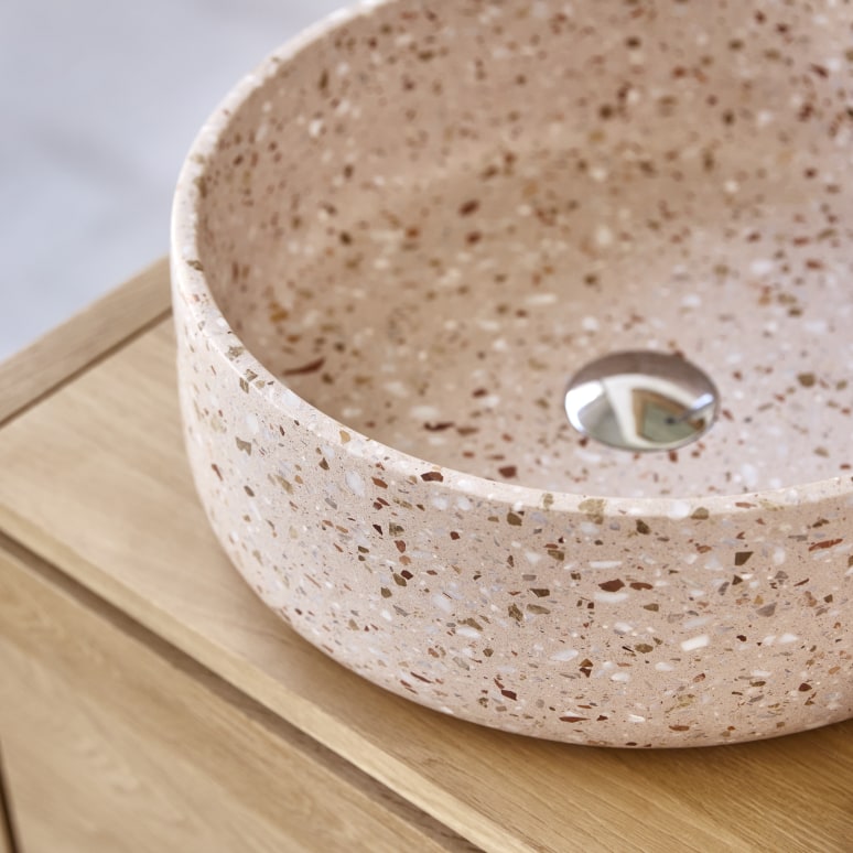 Milos - Round pink premium terrazzo washbasin