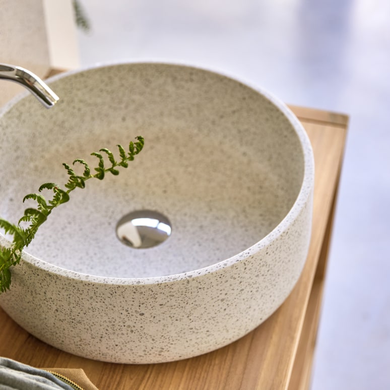 Milos - Lavabo tondo in battuto di terrazzo premium white