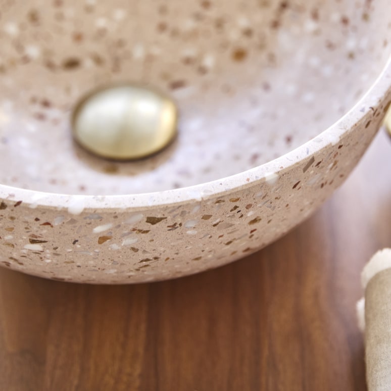 Elea - Round pink premium terrazzo basin