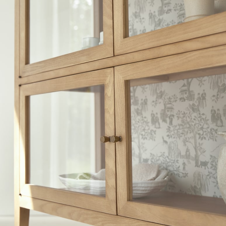 Tana - Eiken vitrinekast