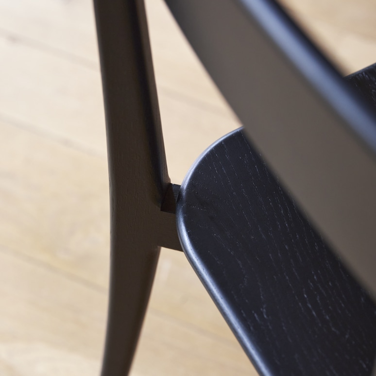 Abel - Sedia in teak massello black