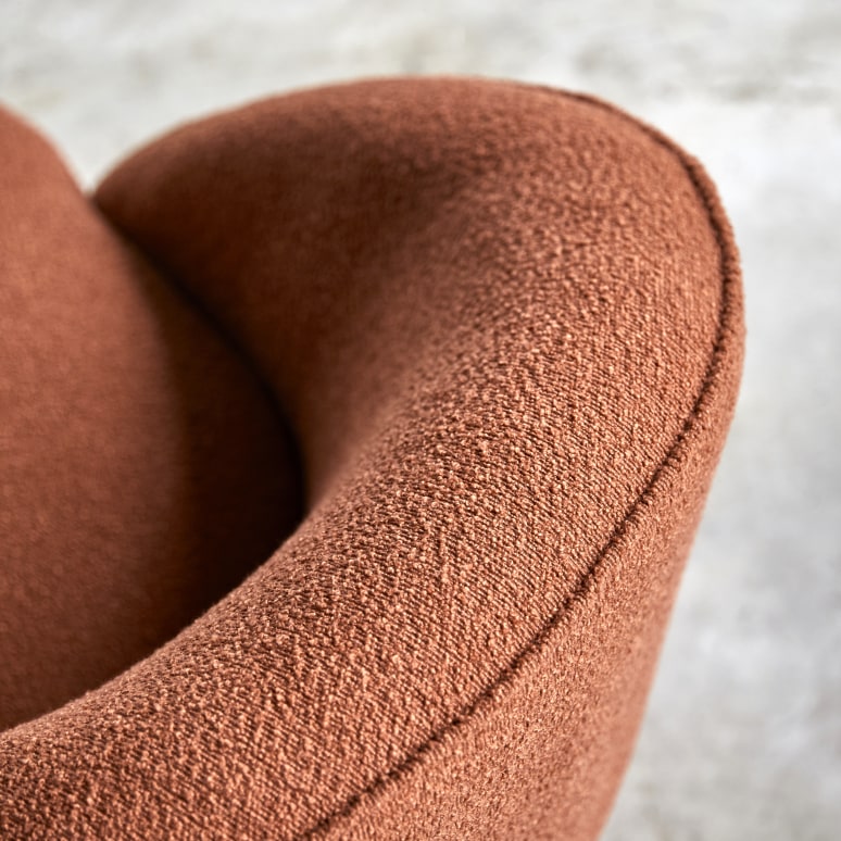 Soren - Sillón de acacia y tela color terracota