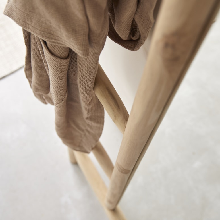 Marcel - Freestanding driftwood mirror