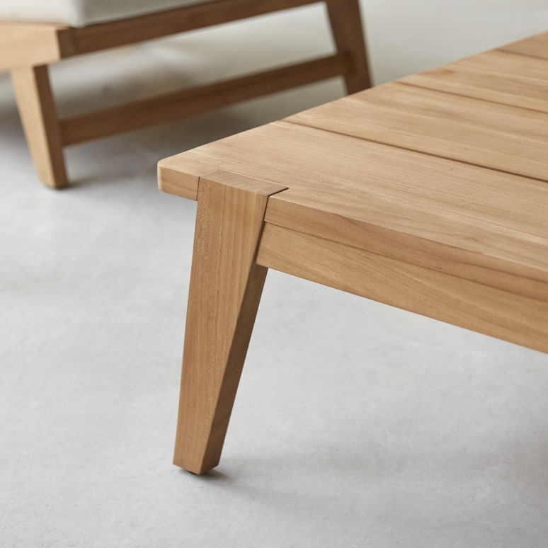 Olia - Wohnzimmer-Couchtisch aus Teakholz