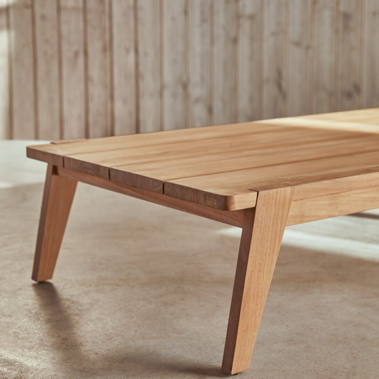 Olia - Table basse de jardin en teck massif