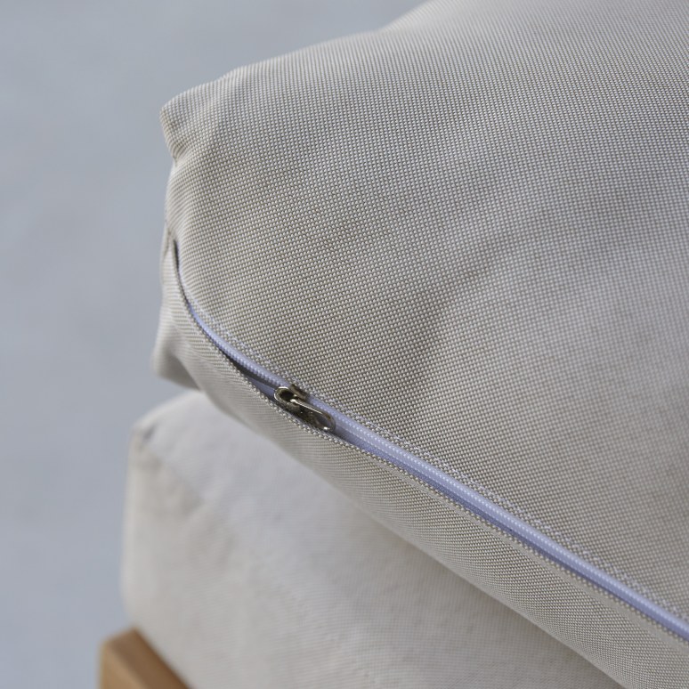 Olia - Divanetto in teak massello, 2 posti