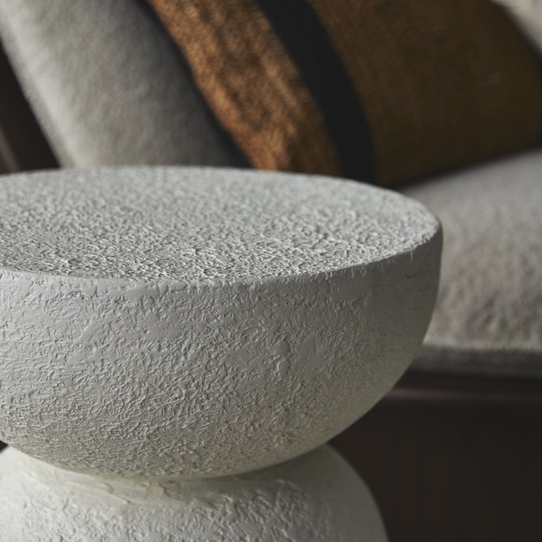 Umi - Metalen tafeltje