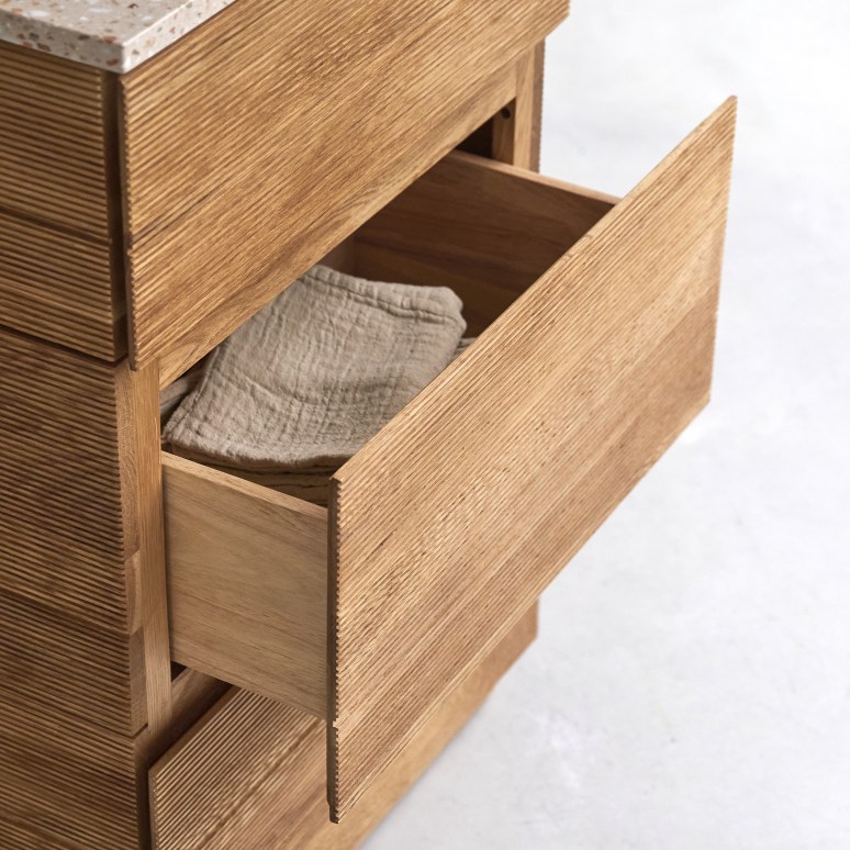 Karl - Mueble de baño de roble macizo y terrazo prémium rosa de 60 cm