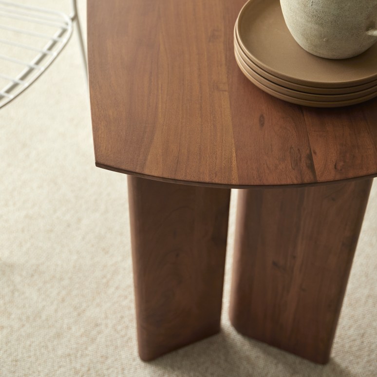 Suzanne - Solid acacia kitchen table, seats 2–4