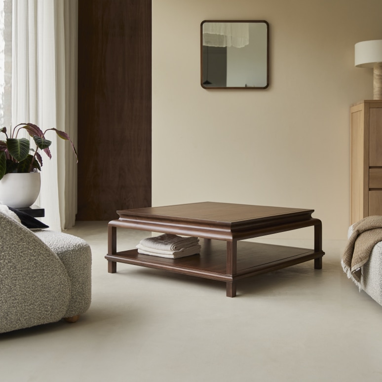 Achille - Square coffee table in solid acacia