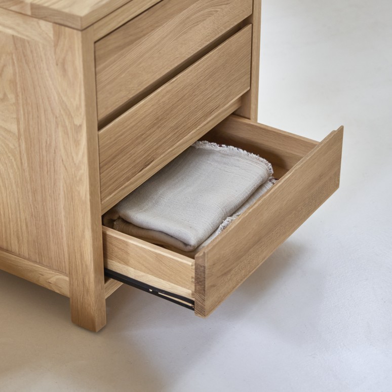 Eden - Solid oak bedside table with 3 drawers
