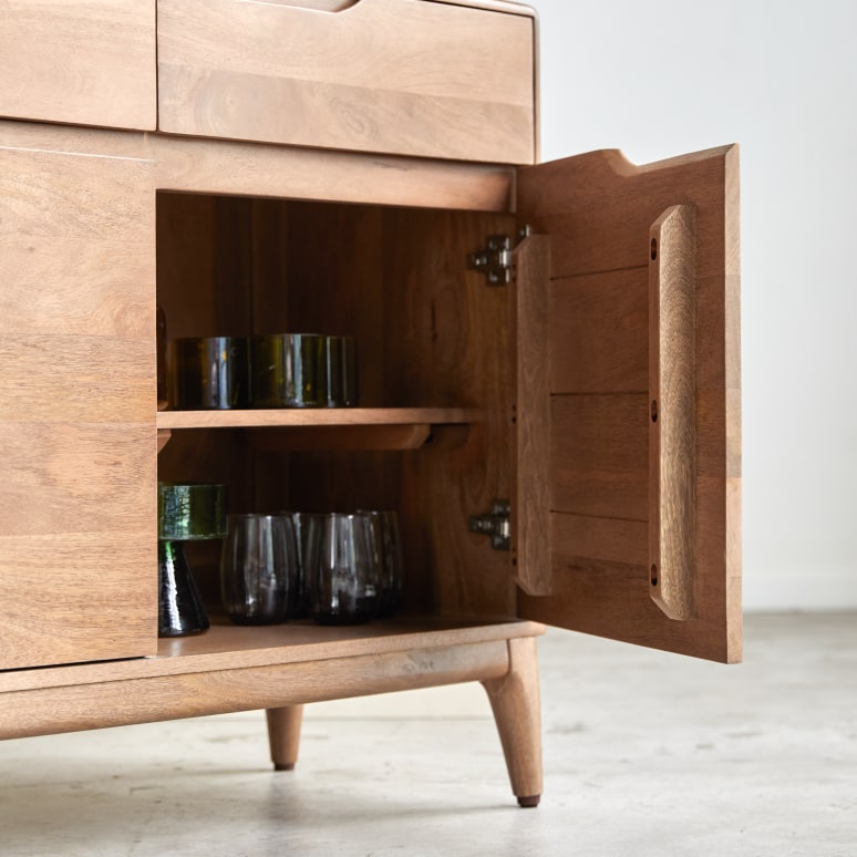 Gabrielle - Sideboard aus massivem Mangoholz, 150 cm