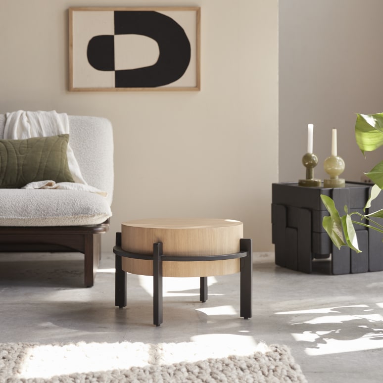 Ava - Side table in teak