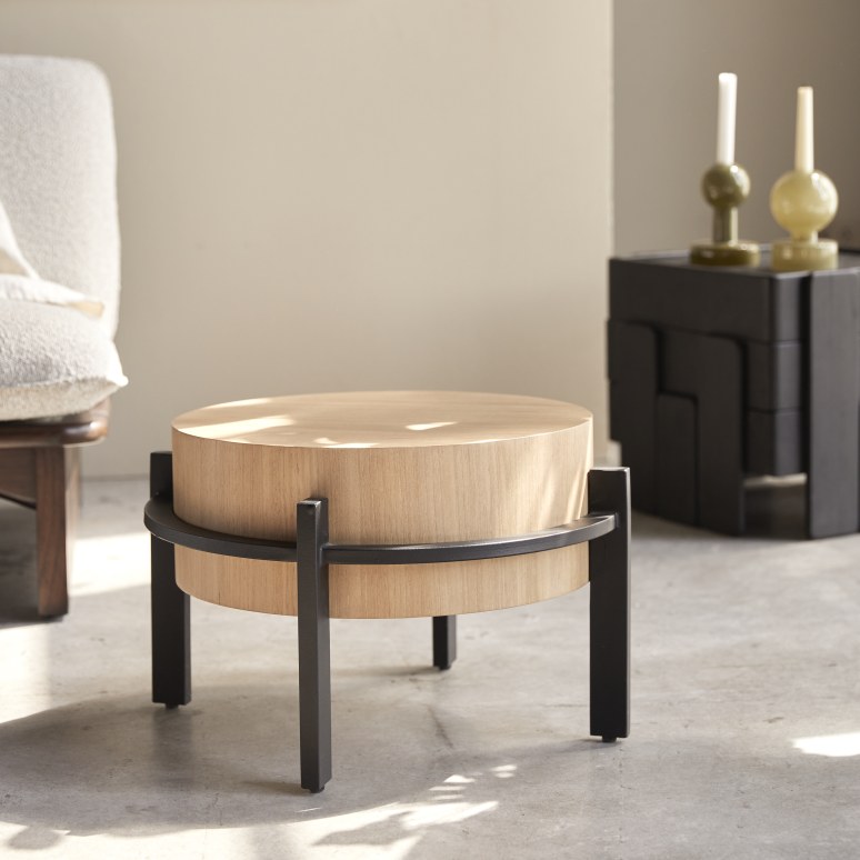 Ava - Side table in teak