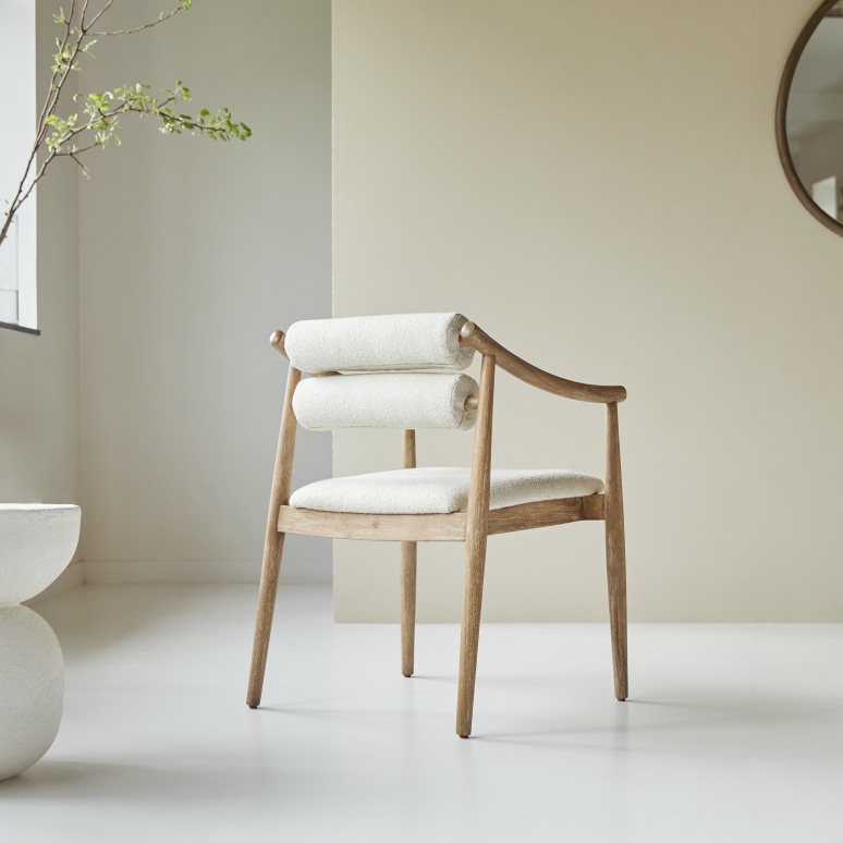 Colombe - Fauteuil en acacia massif et tissu bouclette