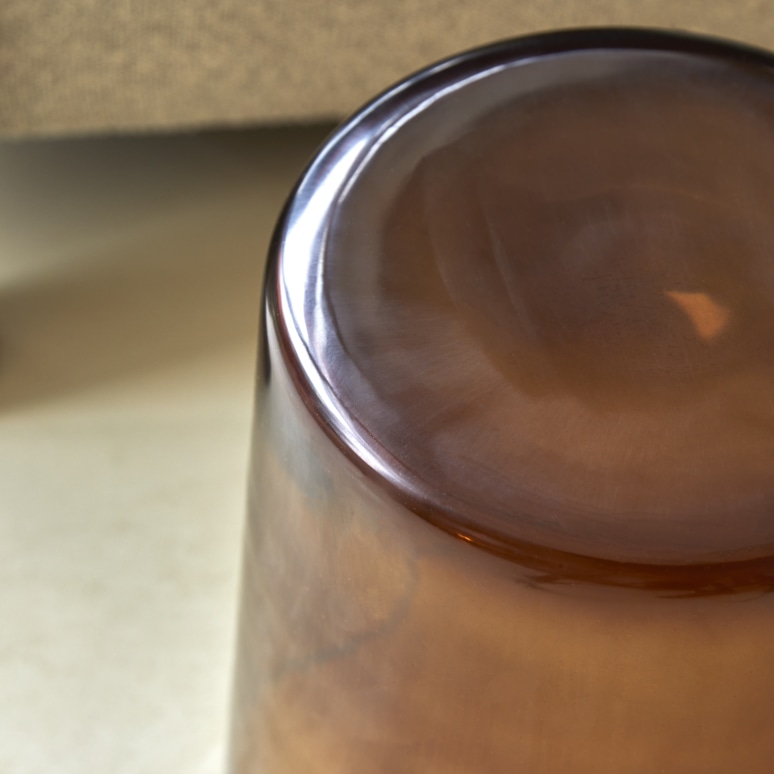 Kai - Bout de canapé en verre recyclé