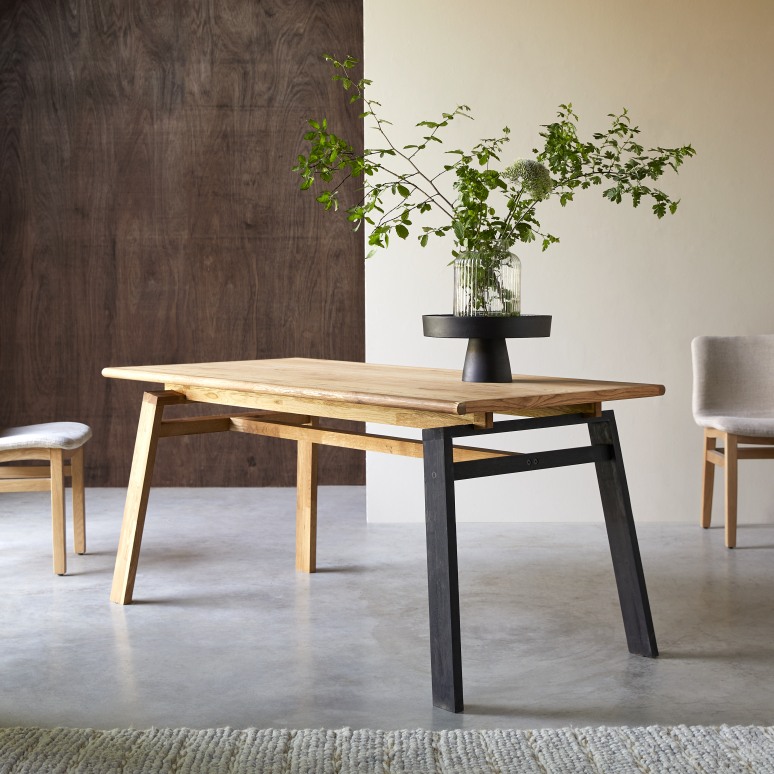 Sapristi - Rectangular table in reclaimed oak, seats 6