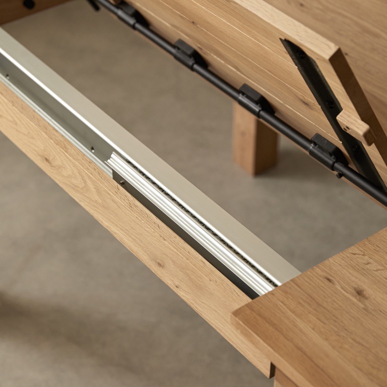 Eden - Table extensible en chêne massif 6-10 pers.