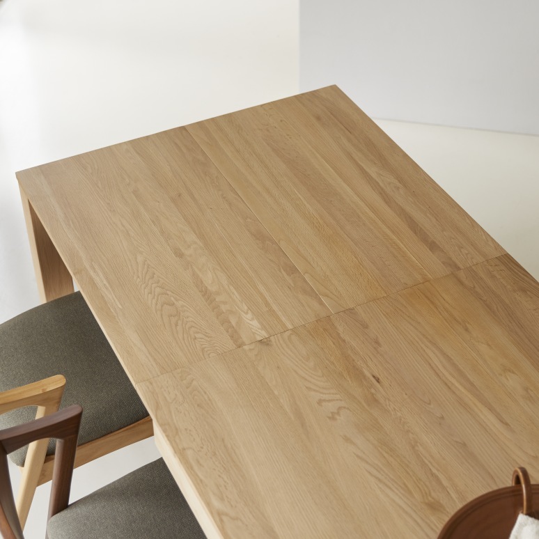 Eden - Mesa extensible de roble macizo para 6-10 personas