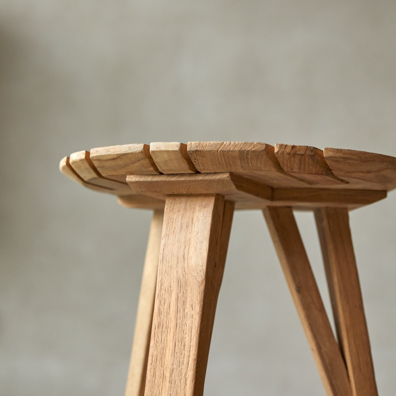 Katrine - Bijzettafeltje van gerecycled massief teak
