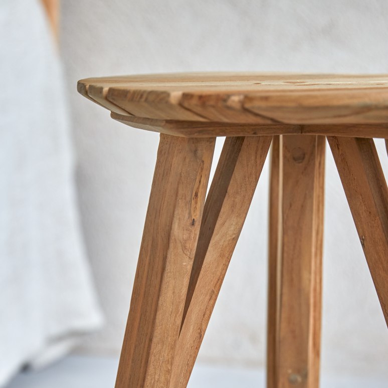 Katrine - Tavolino in teak massello riciclato