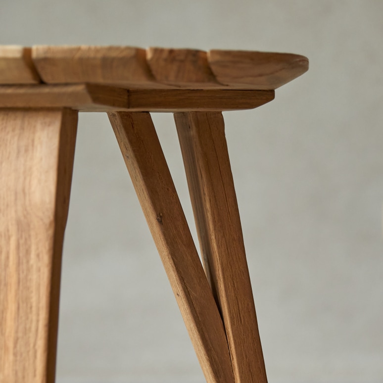 Katrine - Nachttafeltje van gerecycled massief teak