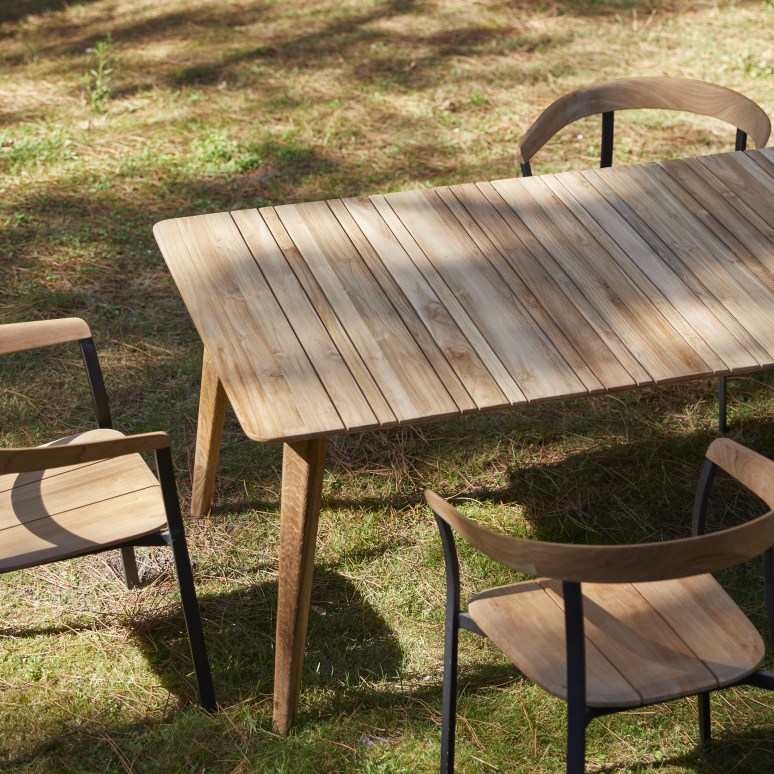 Katrine - Tuintafel van gerecycled massief teak voor 6/8 personen